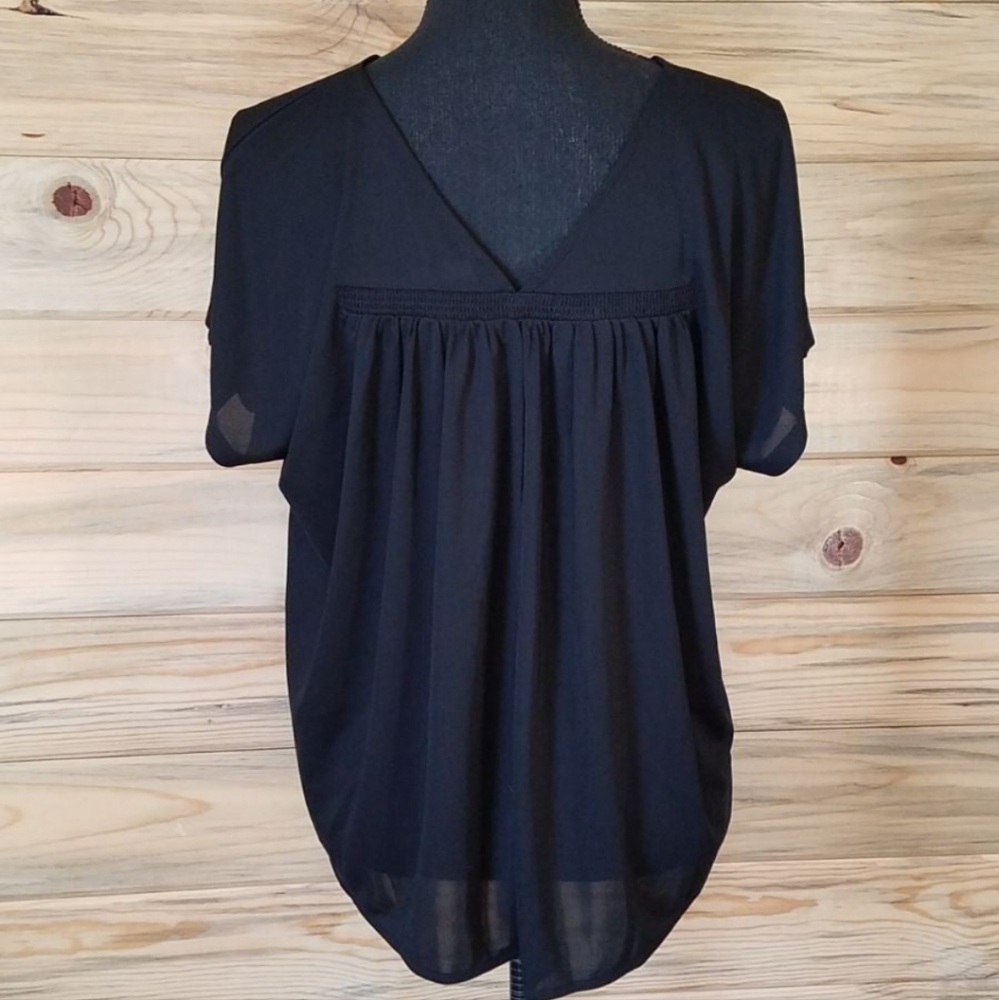Ann Taylor Black V Neckline Blouse Ladies Size PXS